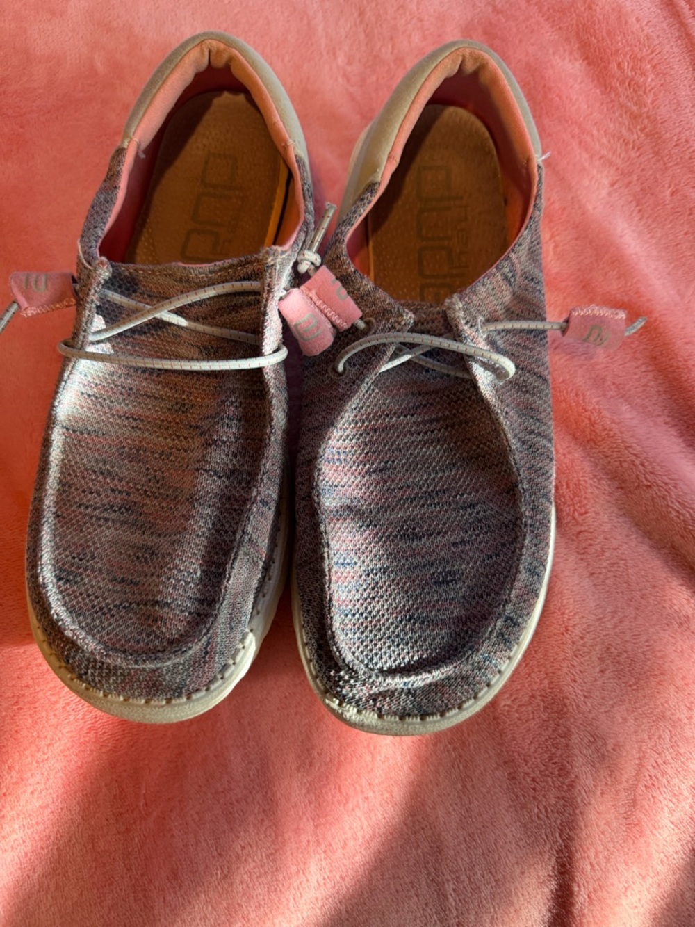 Hey Dude Lightweight Knit Women’s Shoes in Pink/Gray